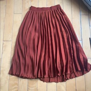 Dusty red skirt!